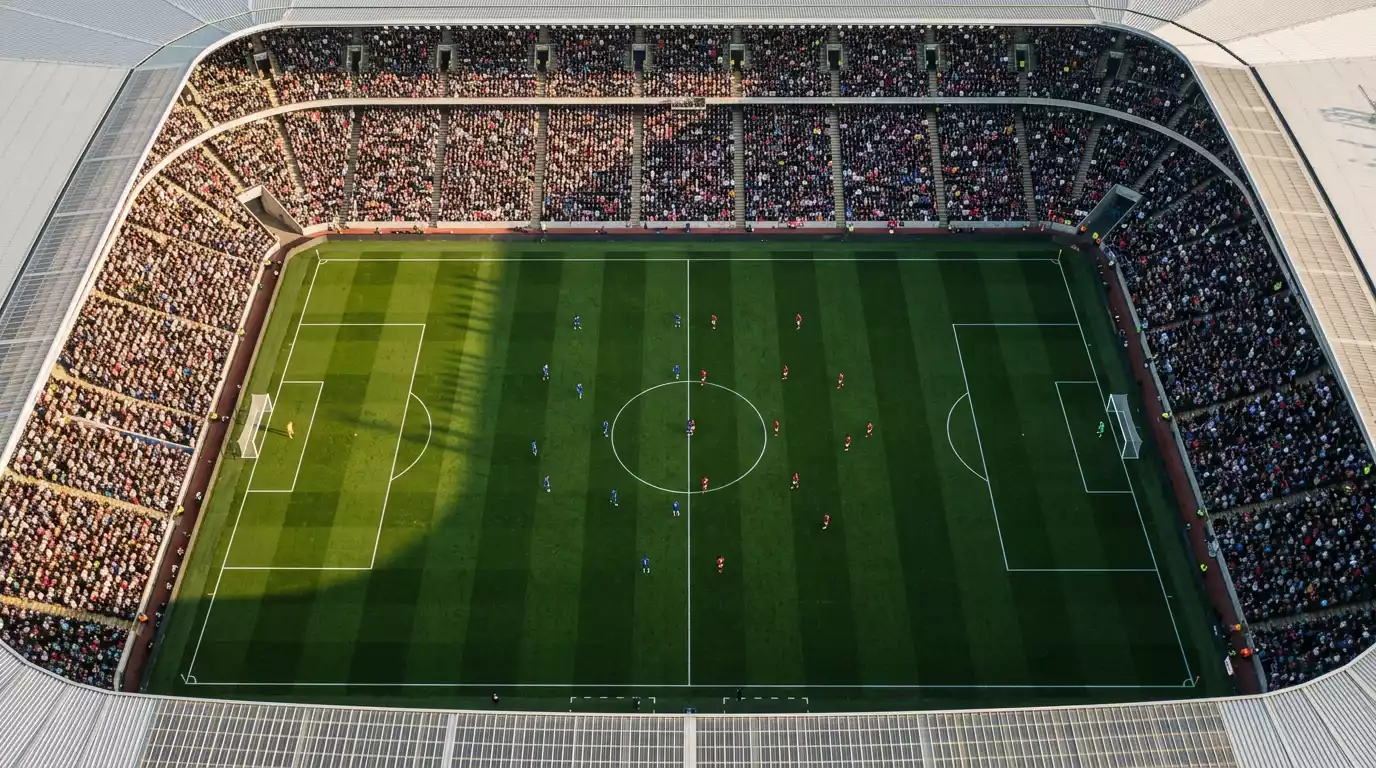 Luftaufnahme eines vollen WM-Stadions in Nordamerika während eines Spiels der Fussball-Weltmeisterschaft 2026